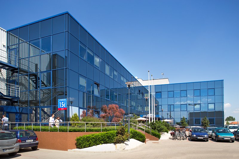 MANHATTAN DISTRIBUTION CENTER