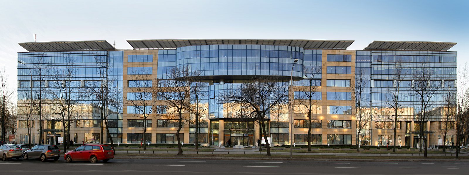 BITWY WARSZAWSKIEJ BUSINESS CENTER