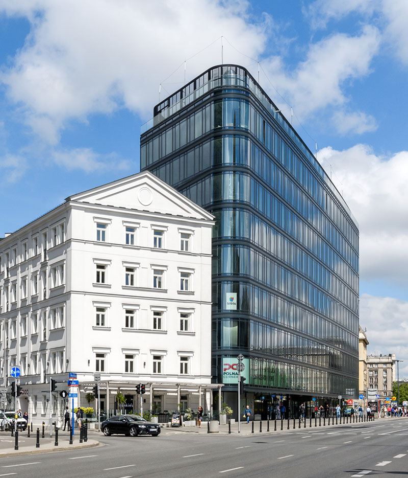 POLNA CORNER