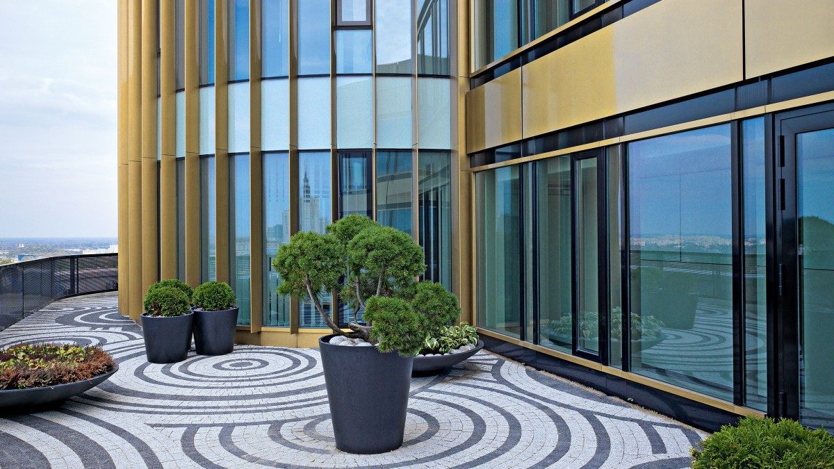 picture_beautiful-terrace-office-building-warsaw_20160413_zebra-tower.jpg