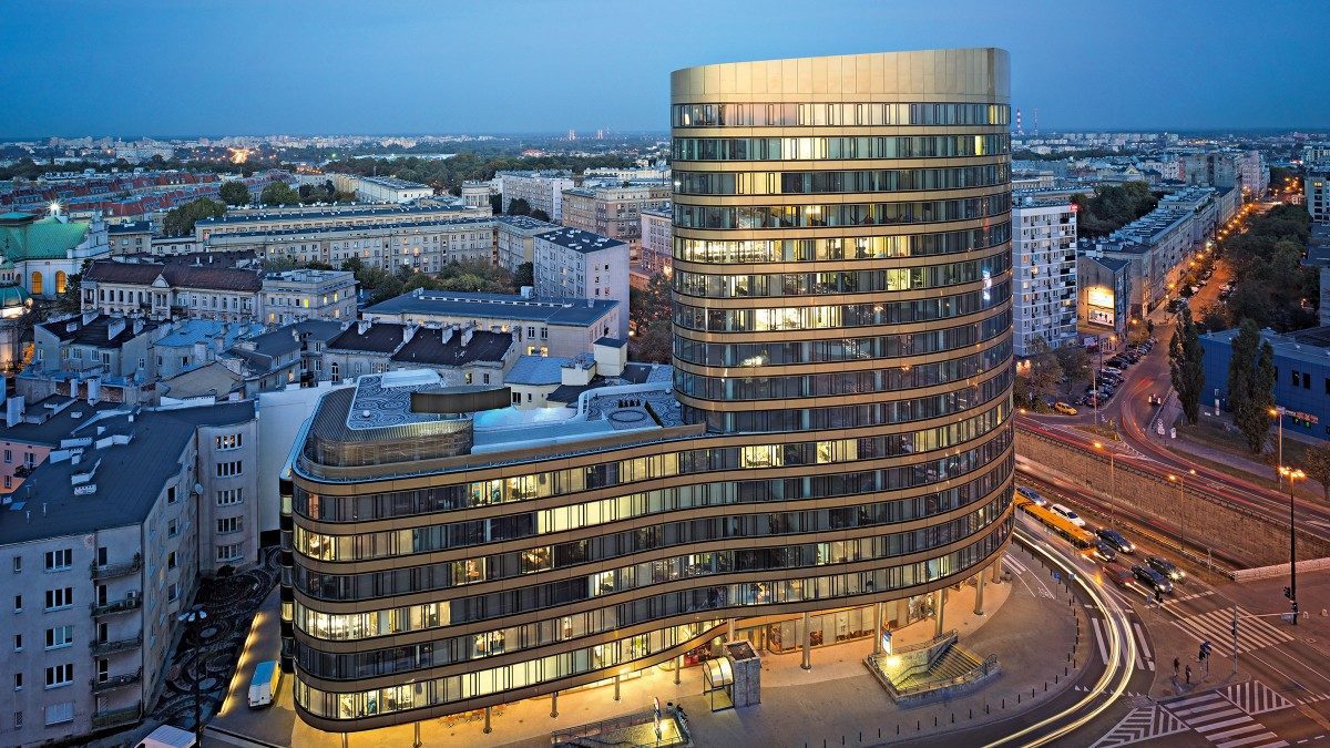 picture_illuminated-office-building-at-dusk-warsaw_20160413_zebra-tower.jpg