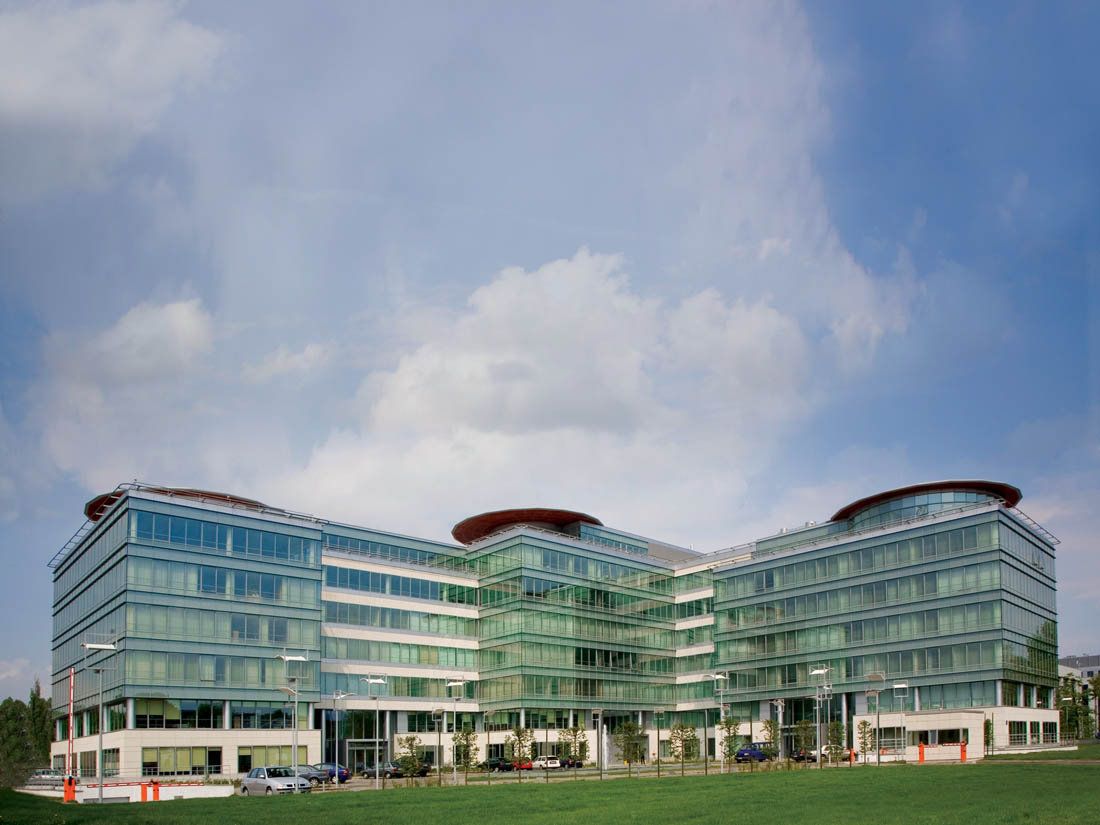 INNOVA WORKPLACE STATION B / TRINITY PARK I A