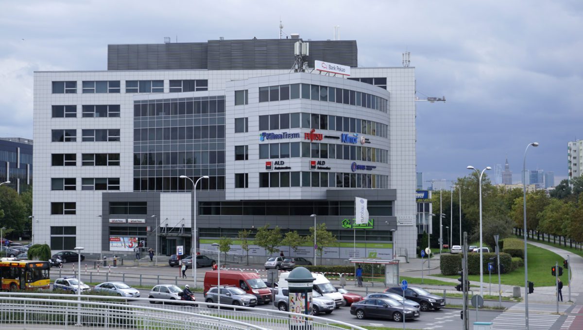 wynajem-biur-i-magazynow-warszawa-ostrobramska-01