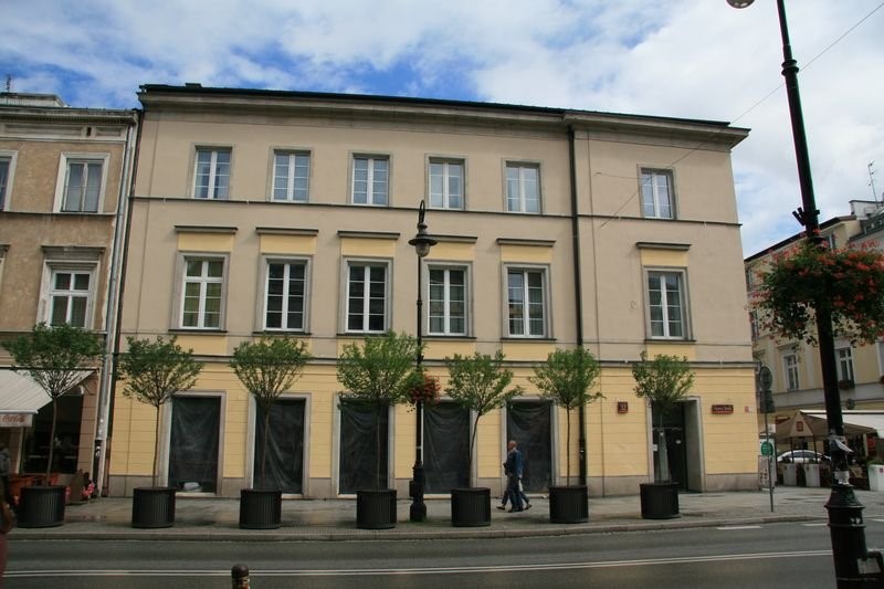 NOWY ŚWIAT 32 / FOKSAL 18
